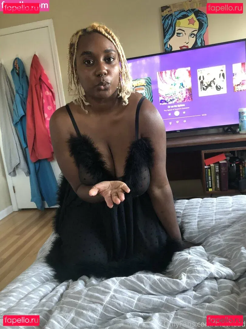 thothead Onlyfans Photo Gallery 