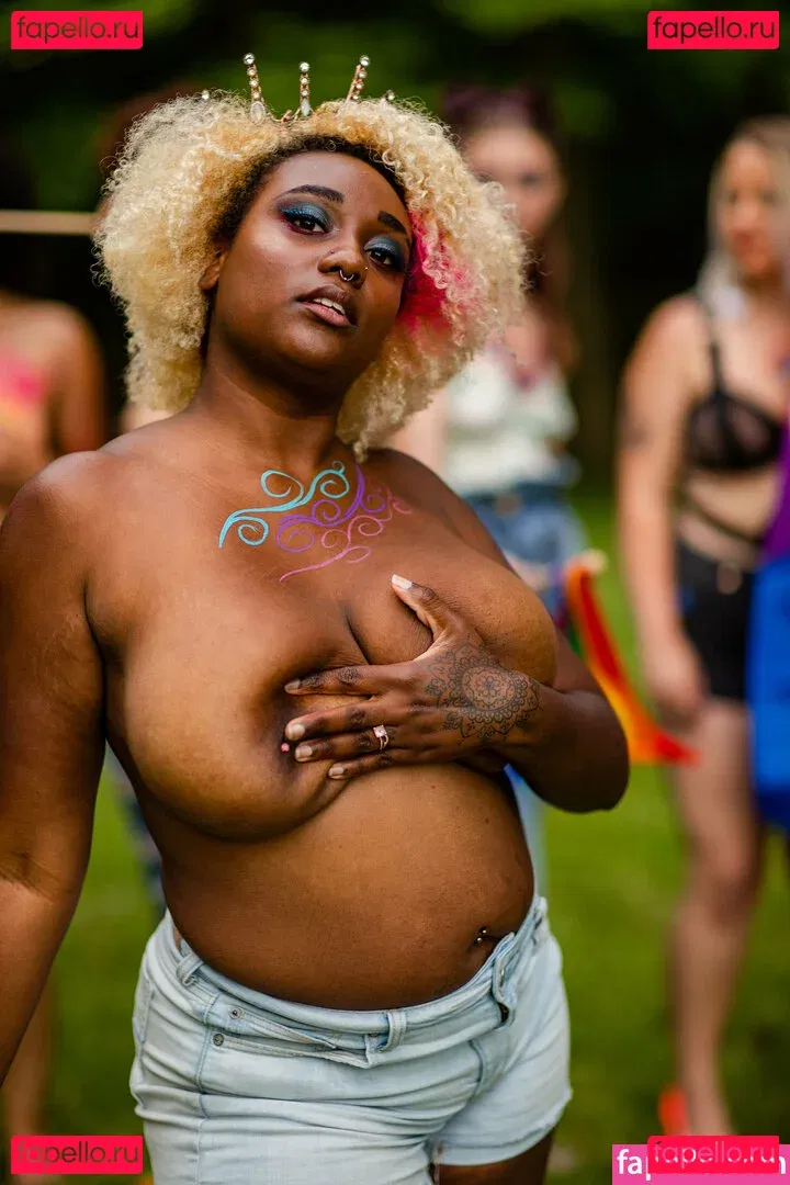 thothead Onlyfans Photo Gallery 