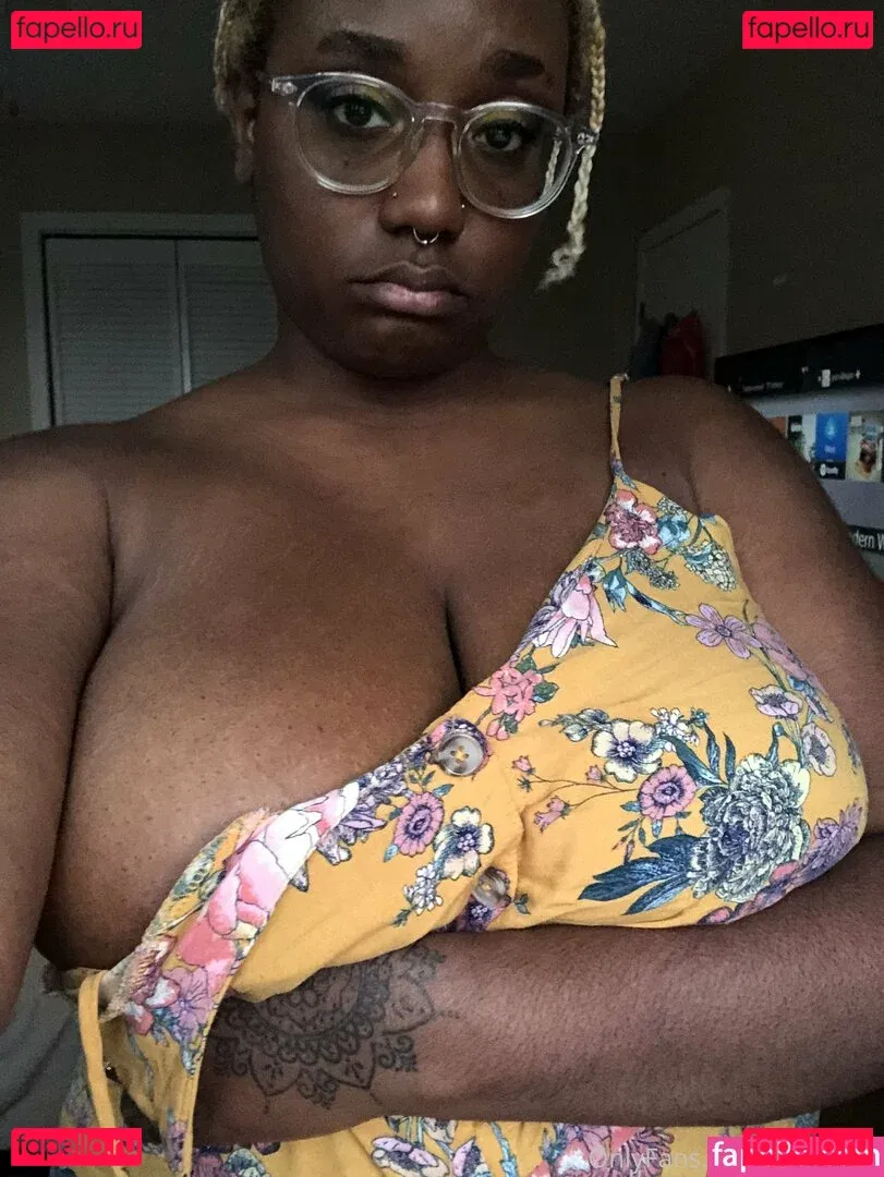 thothead Onlyfans Photo Gallery 