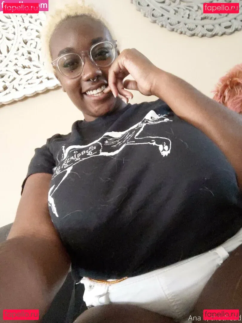 thothead Onlyfans Photo Gallery 