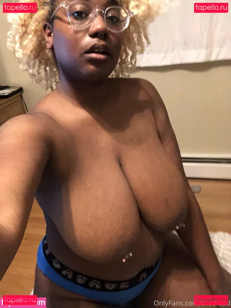 thothead Onlyfans Photo Gallery 