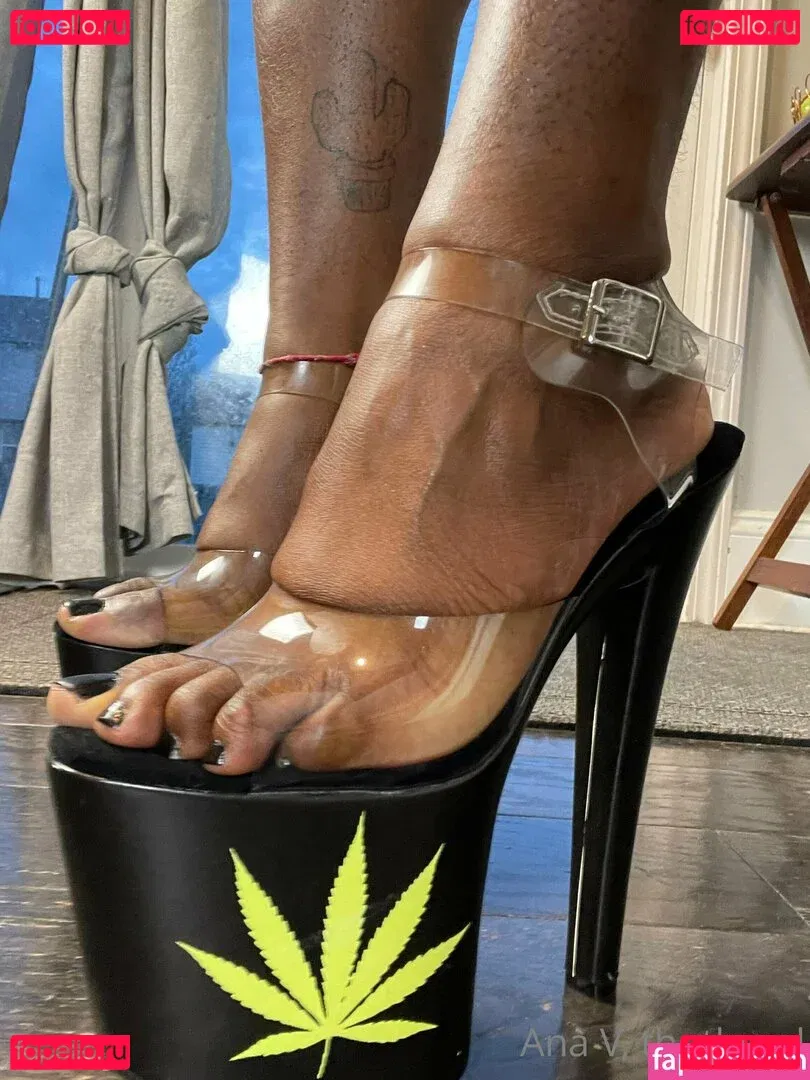 thothead Onlyfans Photo Gallery 