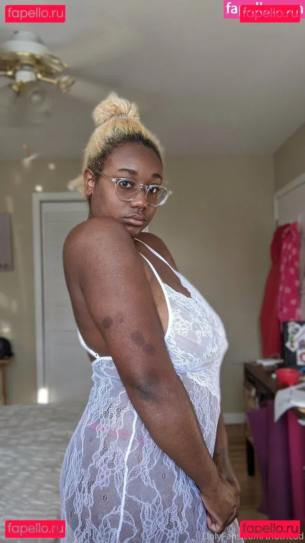 thothead Onlyfans Photo Gallery 