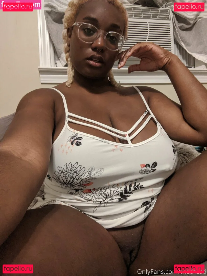 thothead Onlyfans Photo Gallery 