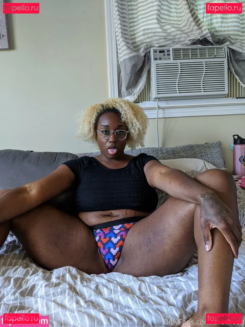 thothead Onlyfans Photo Gallery 