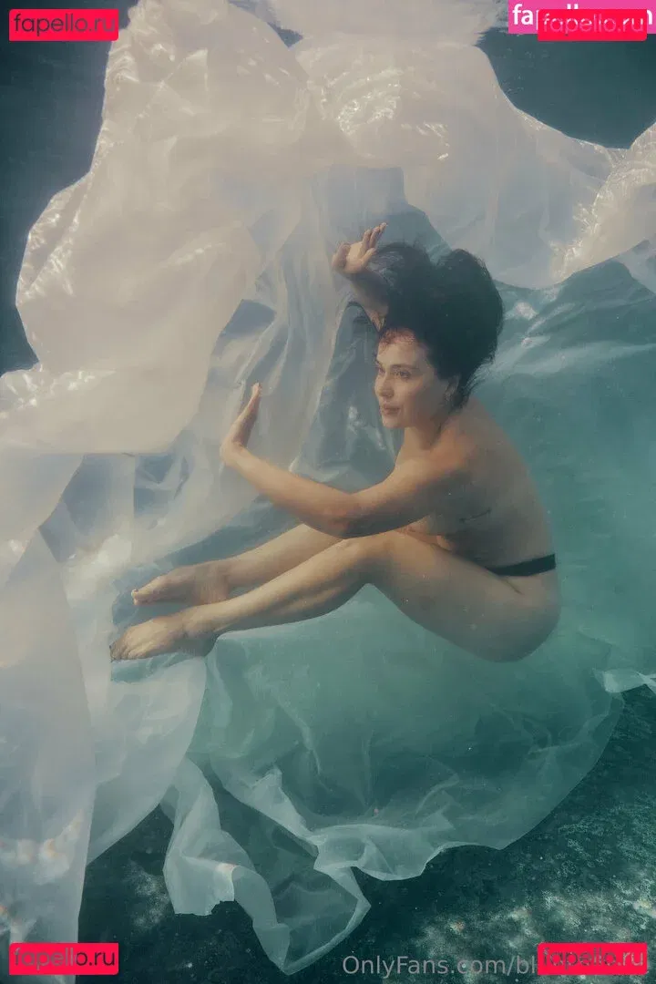 nosetomytoes Onlyfans Photo Gallery 