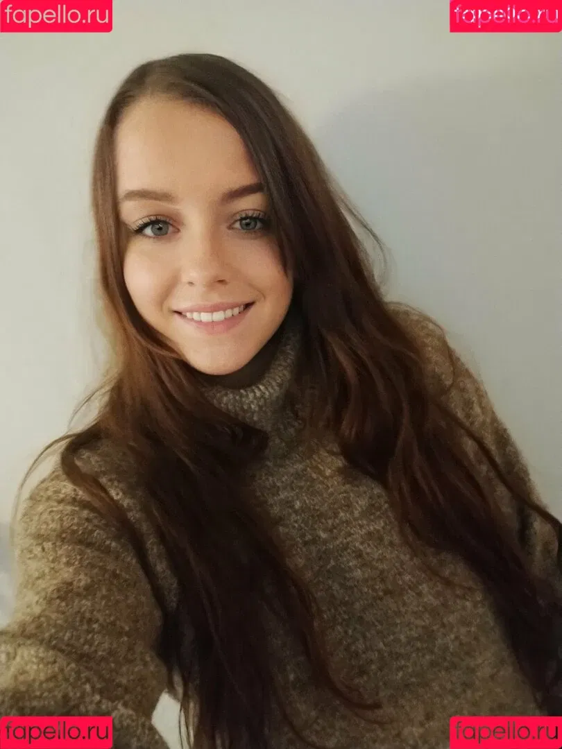 free_geeky_library_girl Onlyfans Photo Gallery 