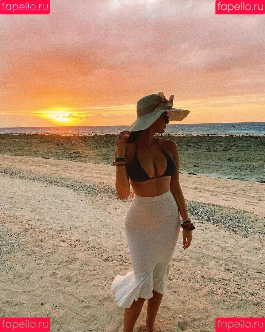 Emma Char Onlyfans Photo Gallery 