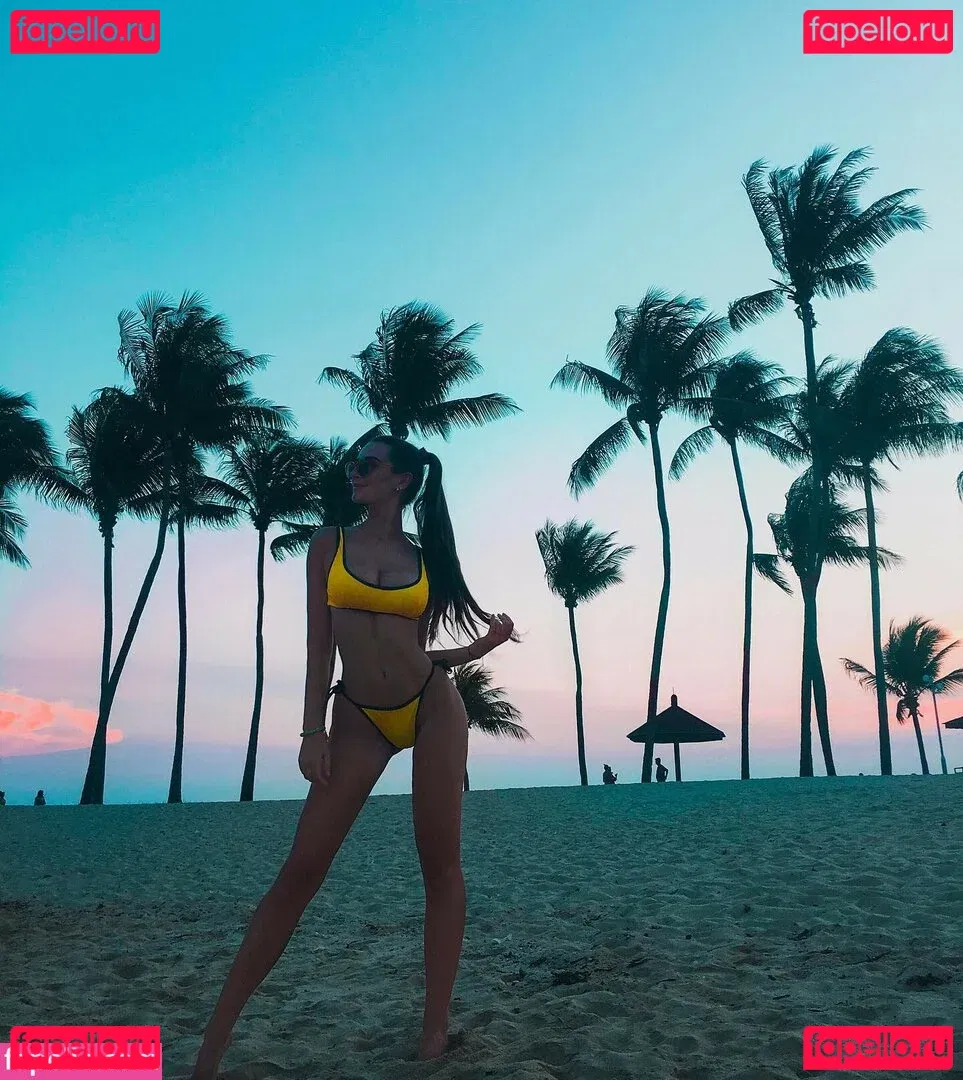 Emma Char Onlyfans Photo Gallery 