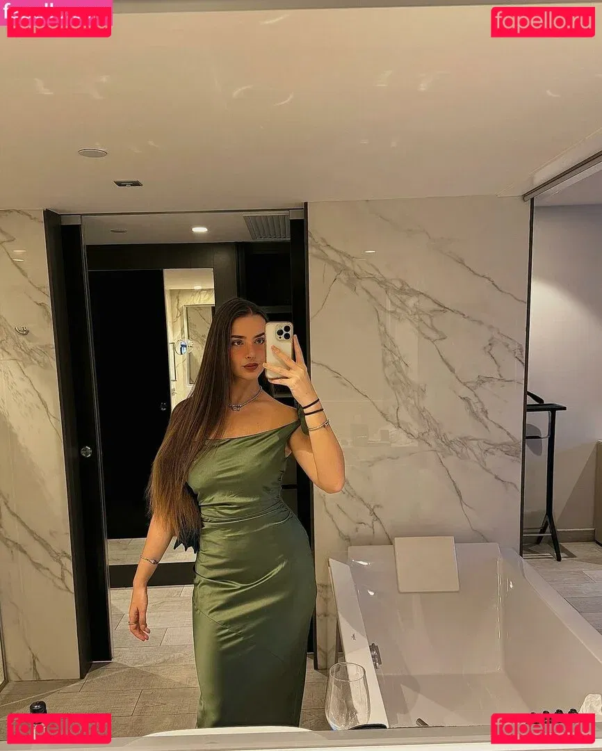 Emma Char Onlyfans Photo Gallery 