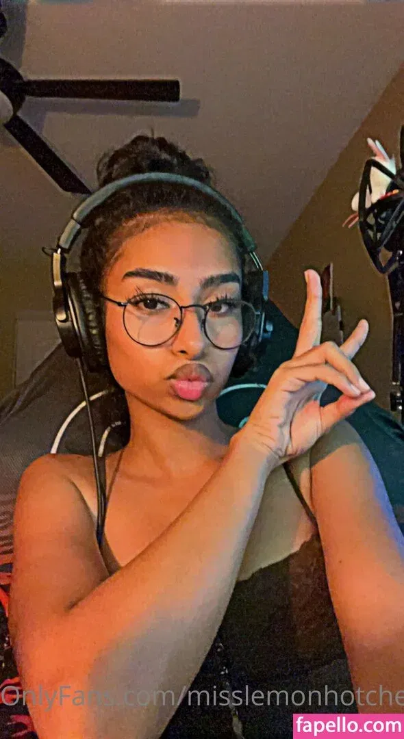 theultimatedeciever Onlyfans Photo Gallery 