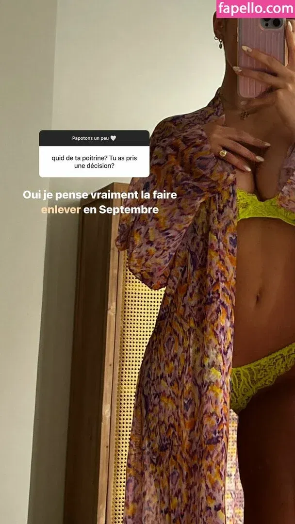 Isabeau Delatour Onlyfans Photo Gallery 