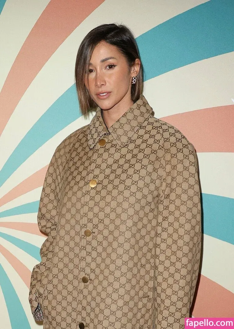 Isabeau Delatour Onlyfans Photo Gallery 