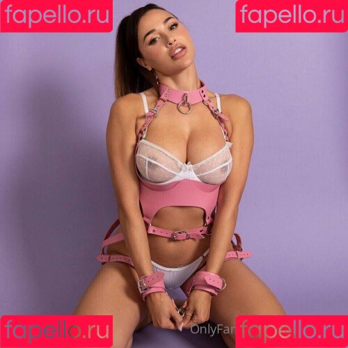 Ana Cheri Onlyfans Photo Gallery 