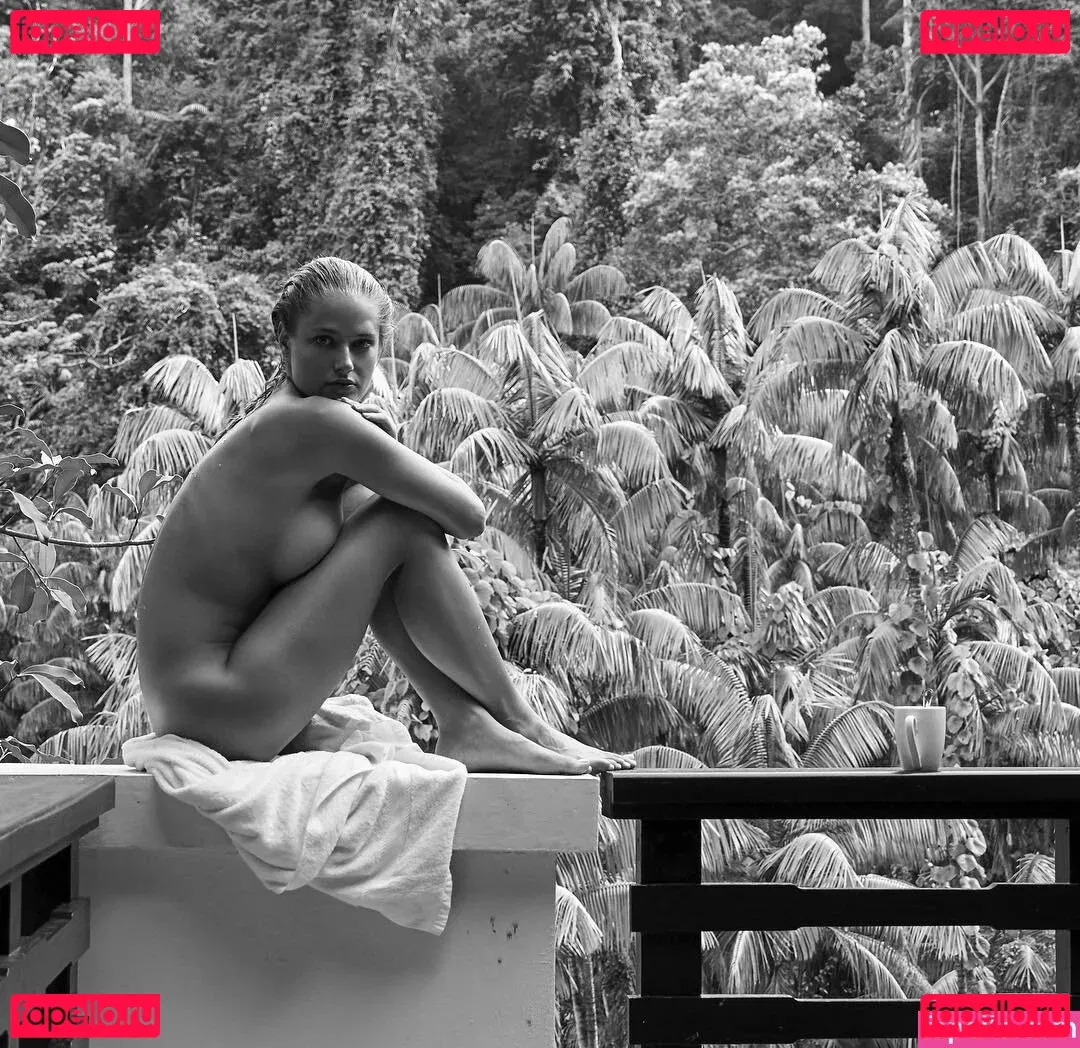 Genevieve Morton Onlyfans Photo Gallery 