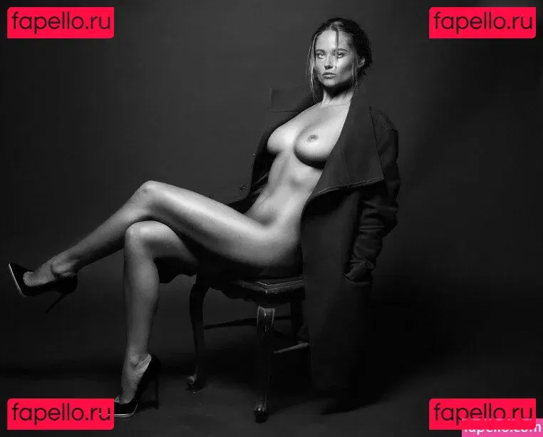 Genevieve Morton Onlyfans Photo Gallery 