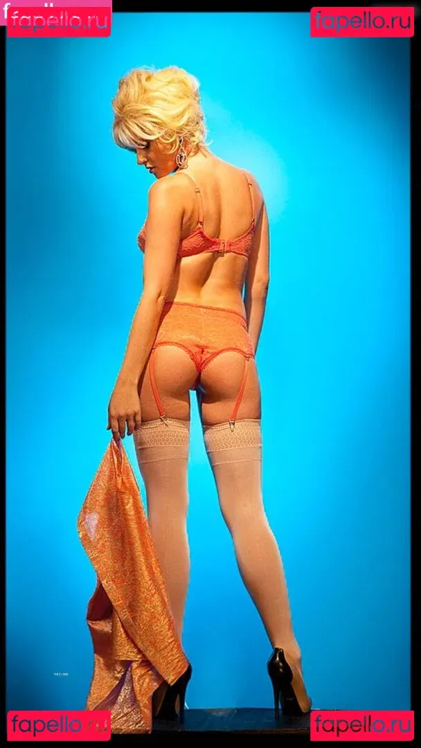 Genevieve Morton Onlyfans Photo Gallery 