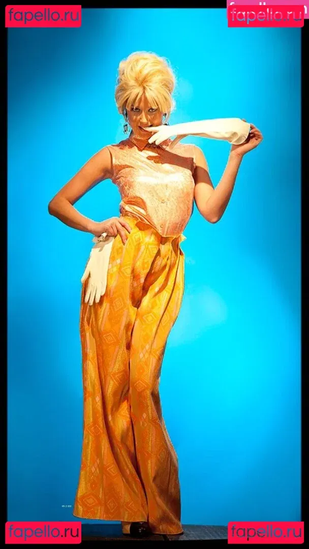 Genevieve Morton Onlyfans Photo Gallery 