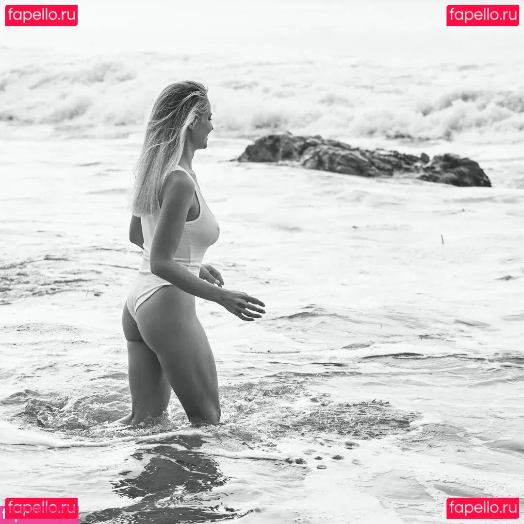 Genevieve Morton Onlyfans Photo Gallery 