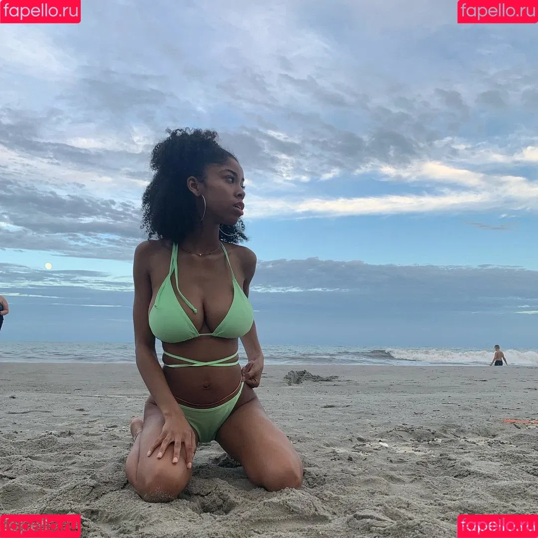 Kira Imani Onlyfans Photo Gallery 