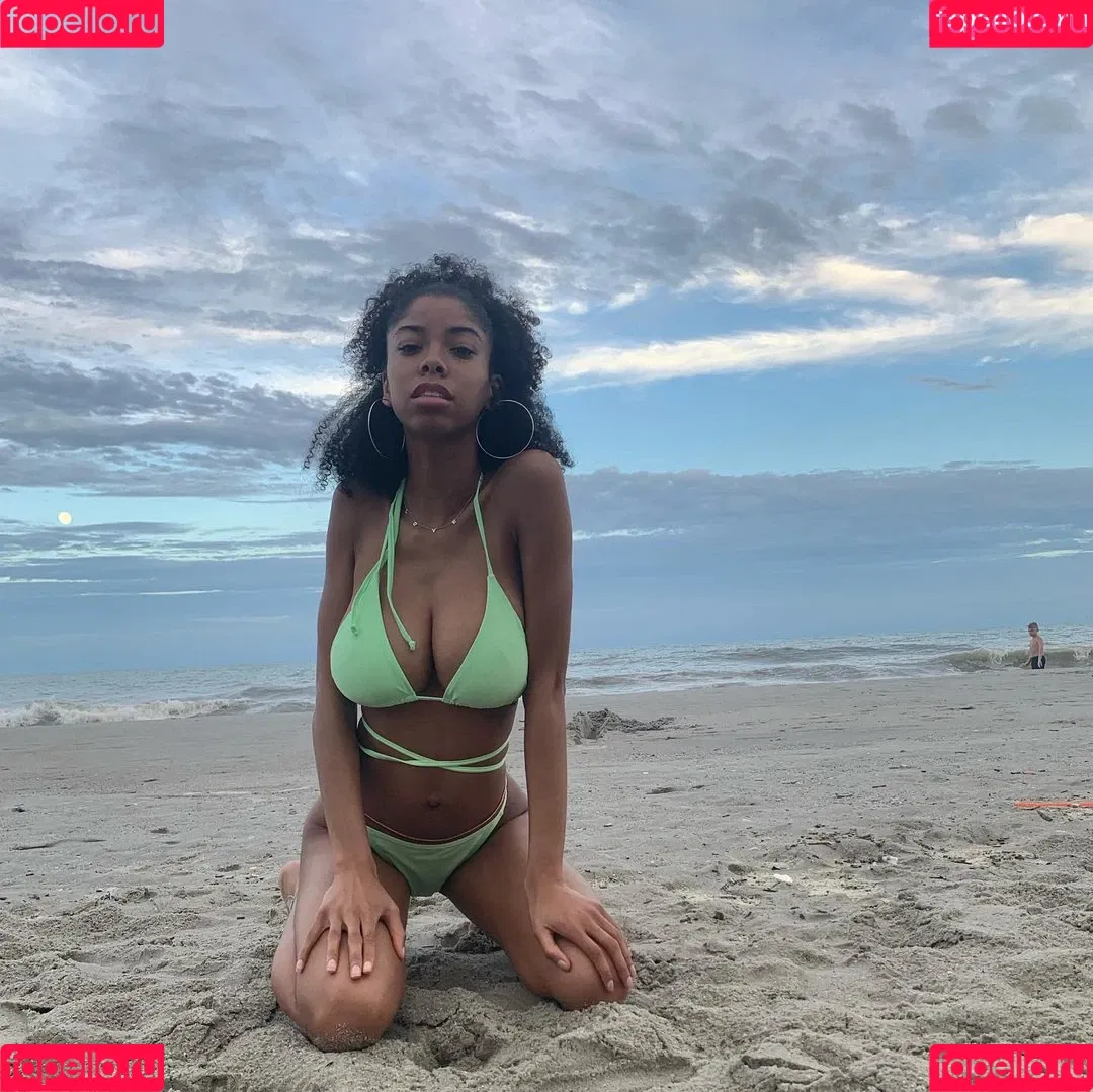 Kira Imani Onlyfans Photo Gallery 