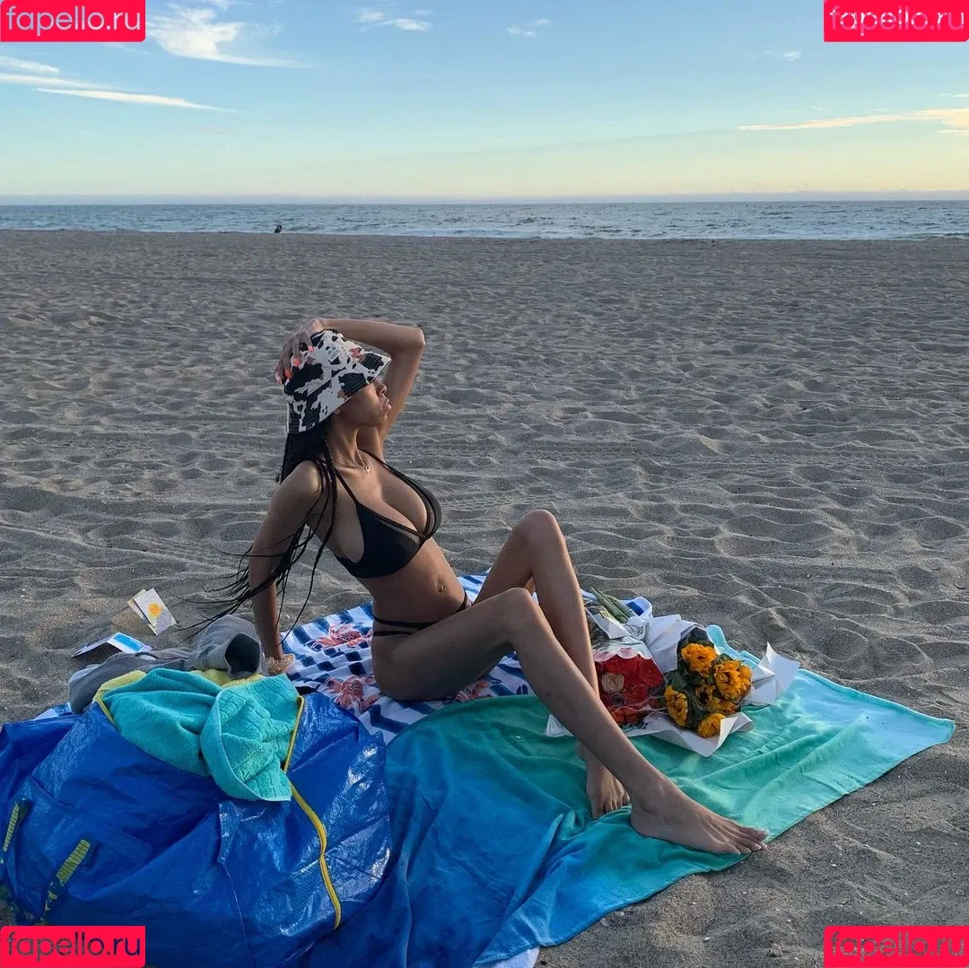 Kira Imani Onlyfans Photo Gallery 