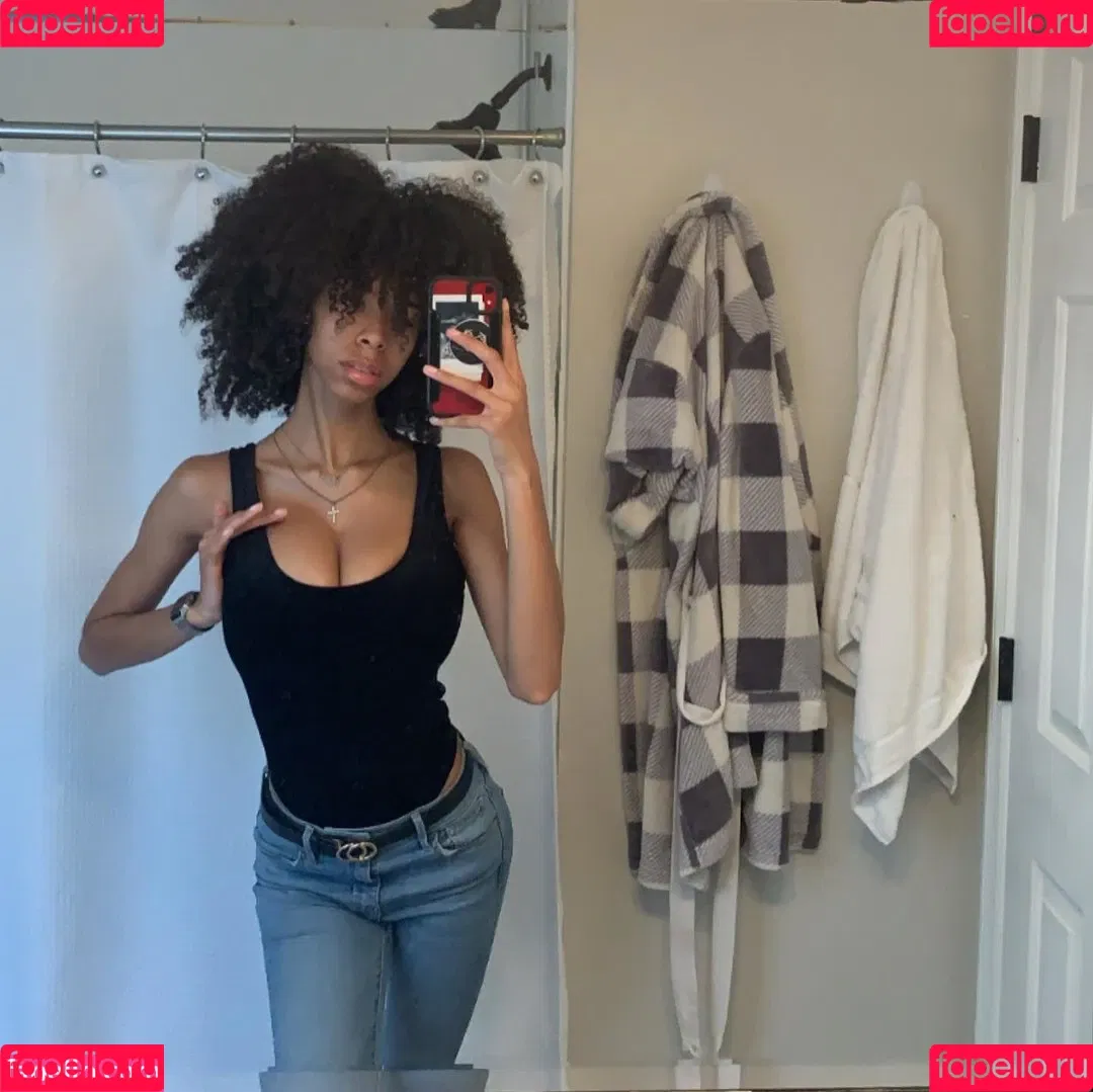 Kira Imani Onlyfans Photo Gallery 