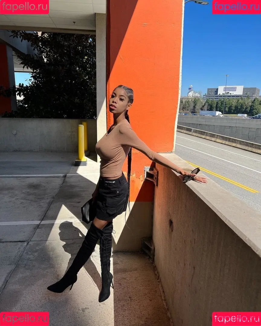 Kira Imani Onlyfans Photo Gallery 