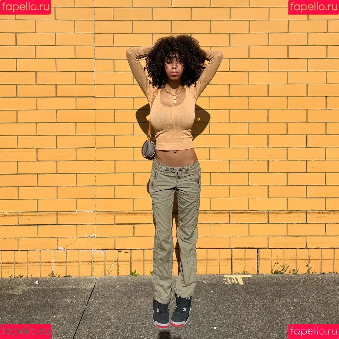 Kira Imani Onlyfans Photo Gallery 