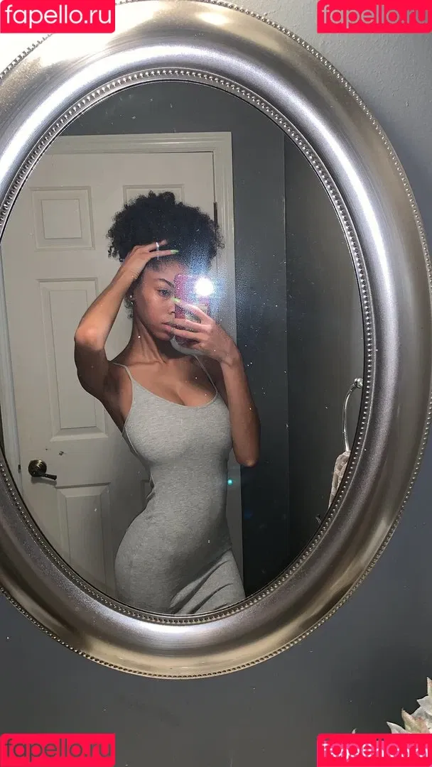 Kira Imani Onlyfans Photo Gallery 