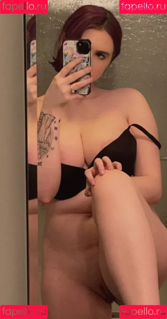 Auroramalak Onlyfans Photo Gallery 