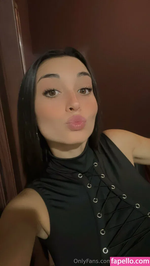 marialuna18 Onlyfans Photo Gallery 