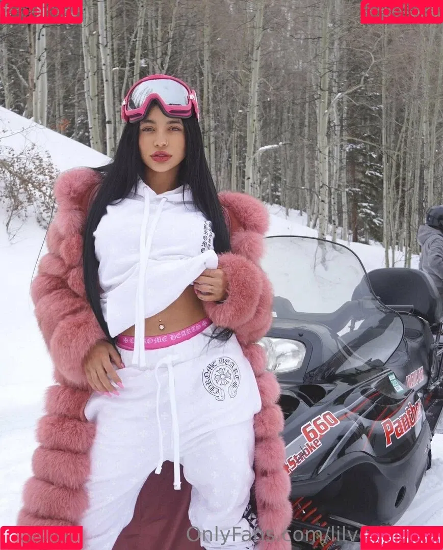 Lilveronicar Onlyfans Photo Gallery 