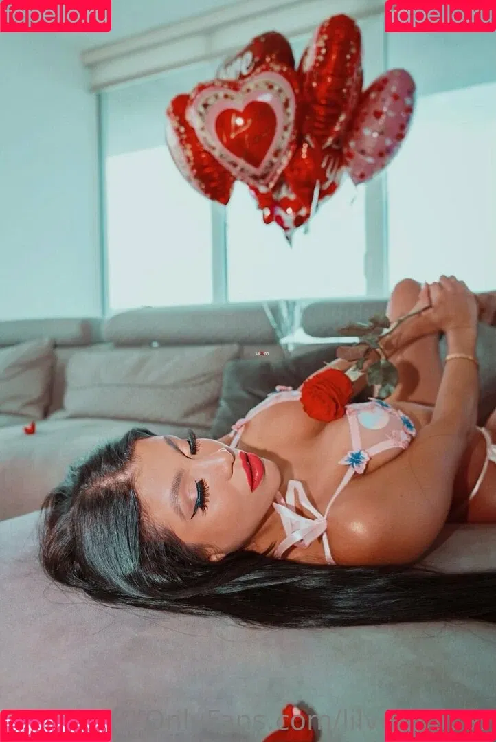 Lilveronicar Onlyfans Photo Gallery 