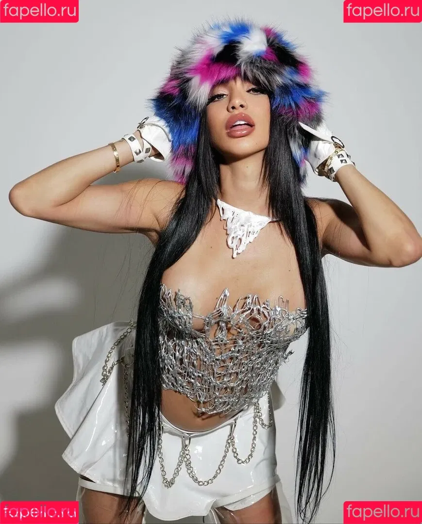 Lilveronicar Onlyfans Photo Gallery 