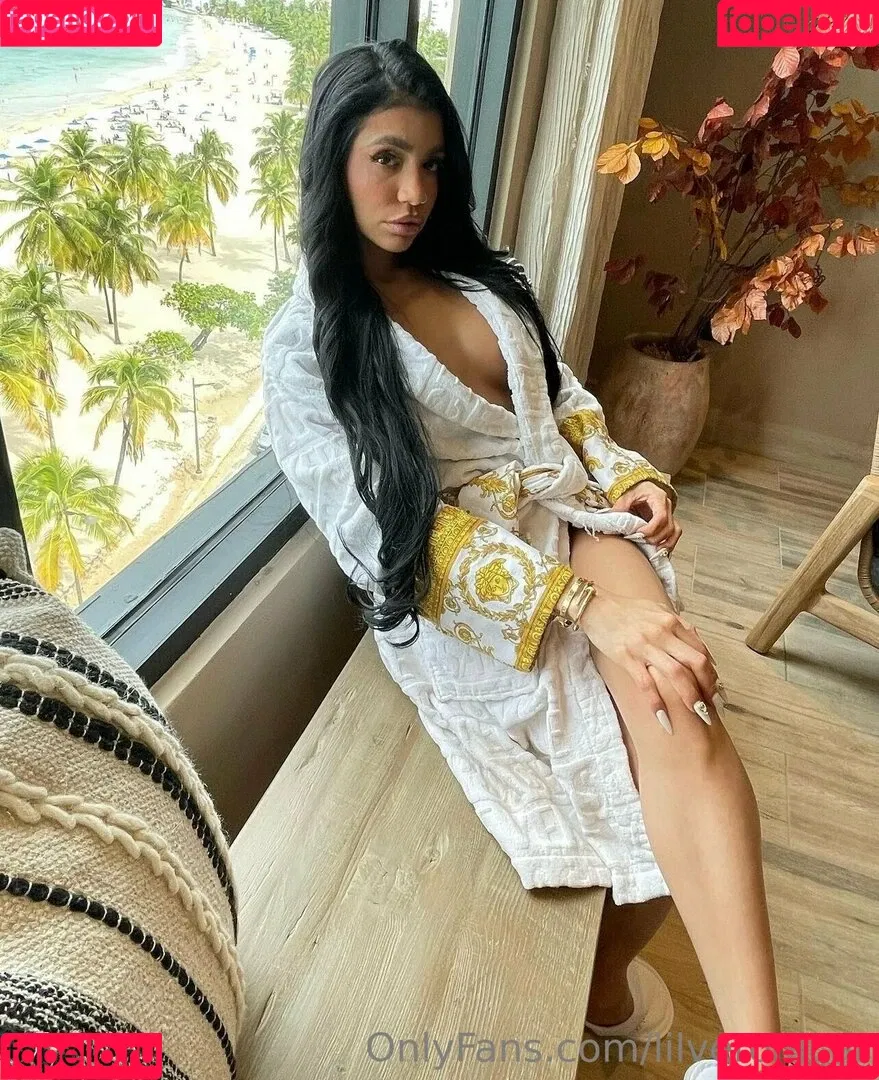 Lilveronicar Onlyfans Photo Gallery 