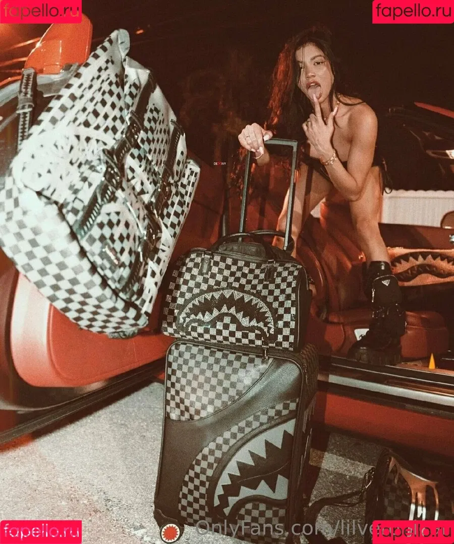 Lilveronicar Onlyfans Photo Gallery 