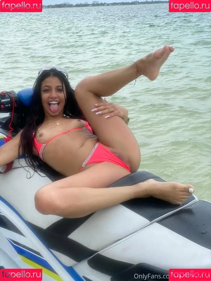 Lilveronicar Onlyfans Photo Gallery 
