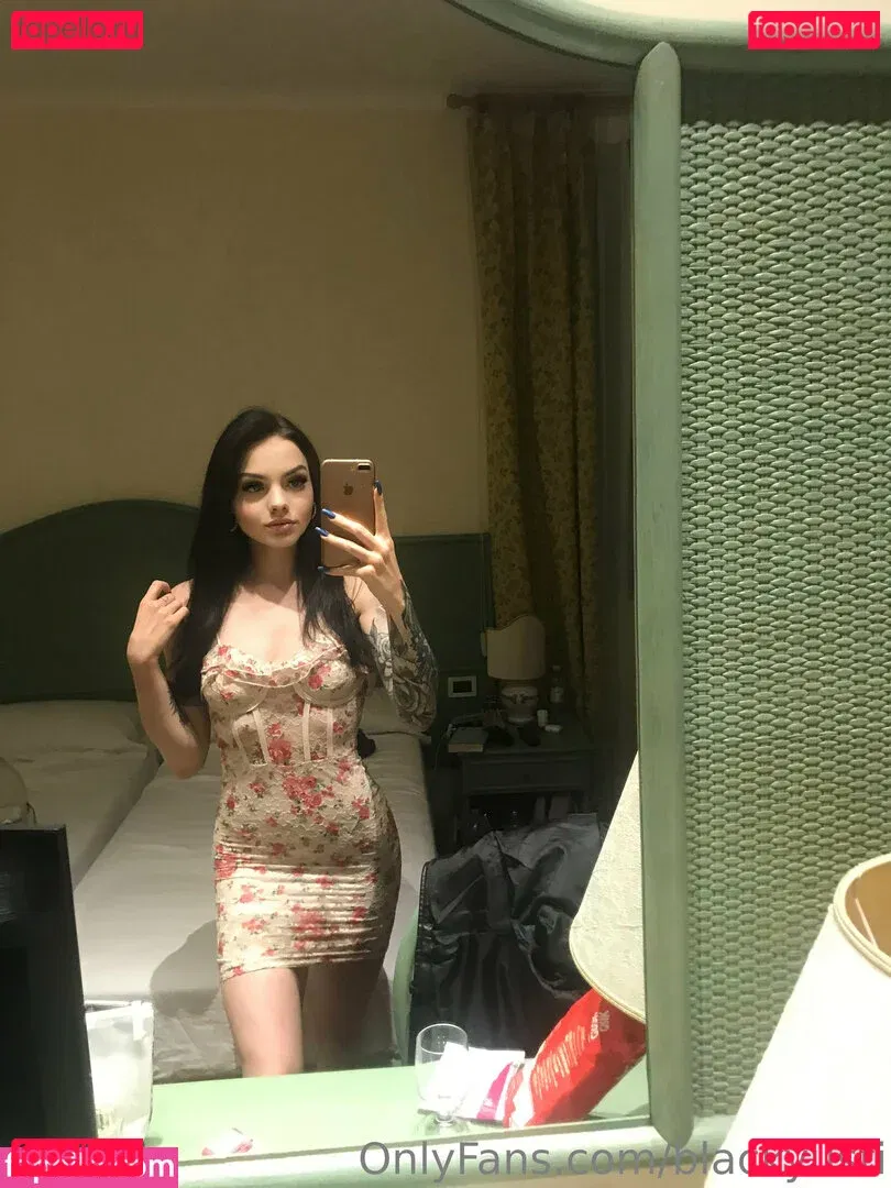 blackyusti Onlyfans Photo Gallery 