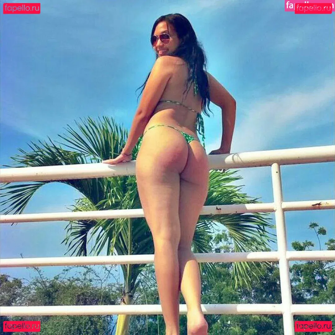 Ginnadlg Onlyfans Photo Gallery 