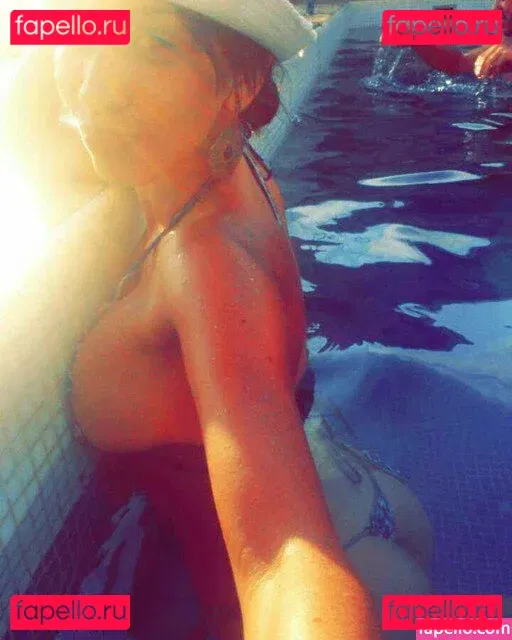 Ginnadlg Onlyfans Photo Gallery 