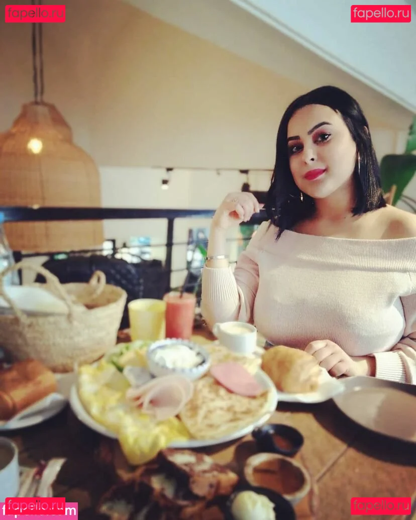 Ahlaninha.0 Onlyfans Photo Gallery 