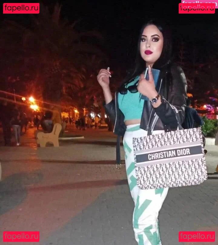 Ahlaninha.0 Onlyfans Photo Gallery 