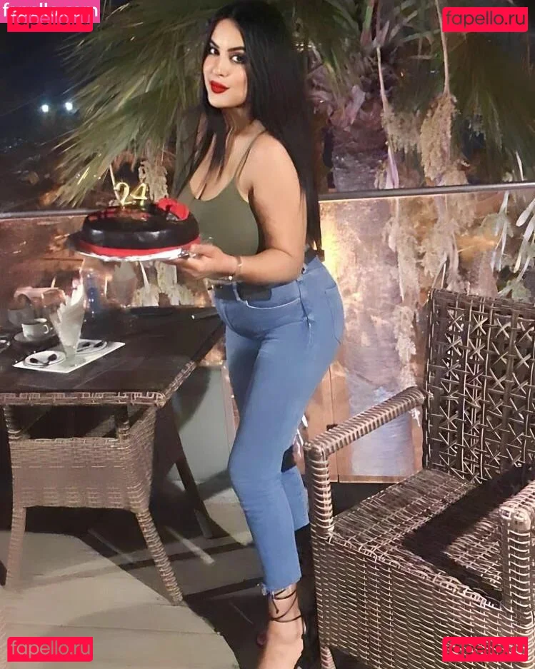 Ahlaninha.0 Onlyfans Photo Gallery 