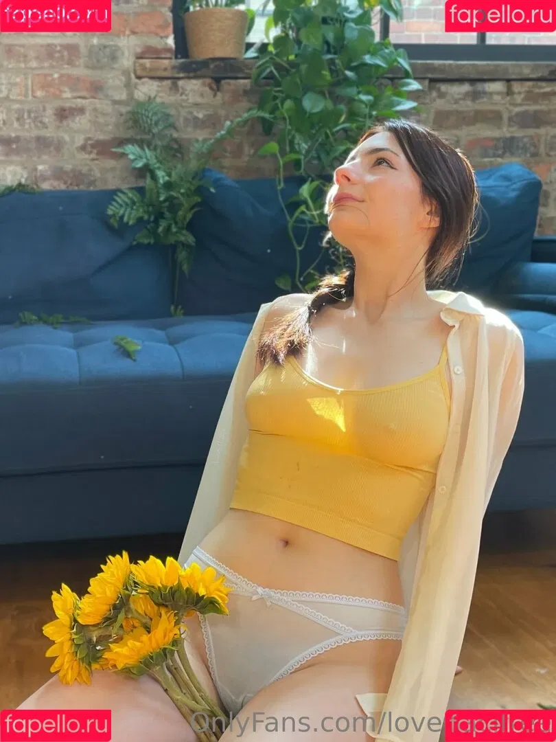 loverlacifree Onlyfans Photo Gallery 