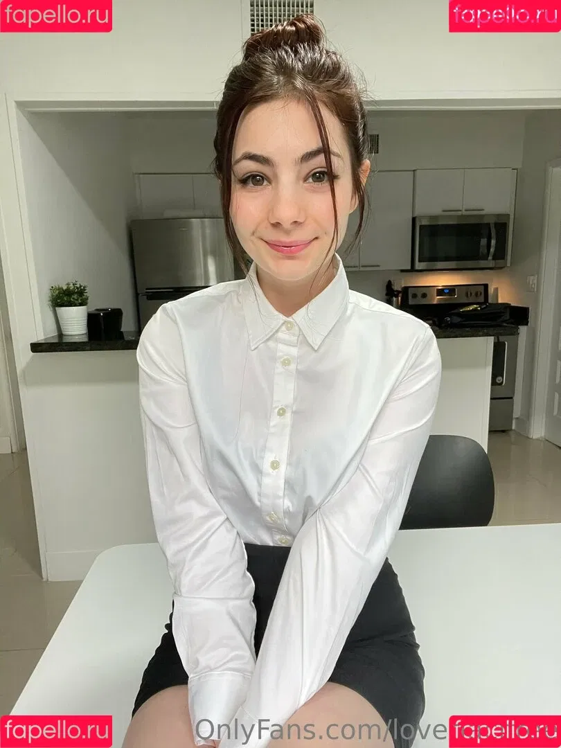 loverlacifree Onlyfans Photo Gallery 