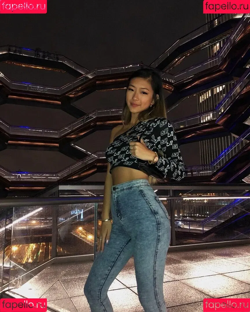 Gloriawuuu Onlyfans Photo Gallery 