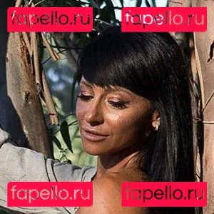 Gloriawuuu Onlyfans Photo Gallery 