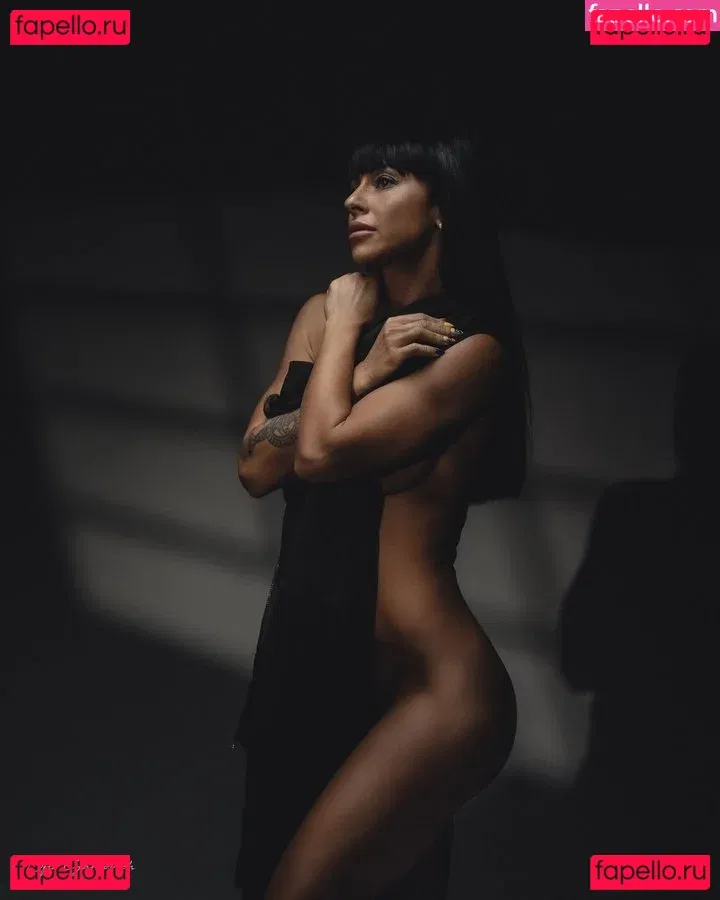 Gloriawuuu Onlyfans Photo Gallery 