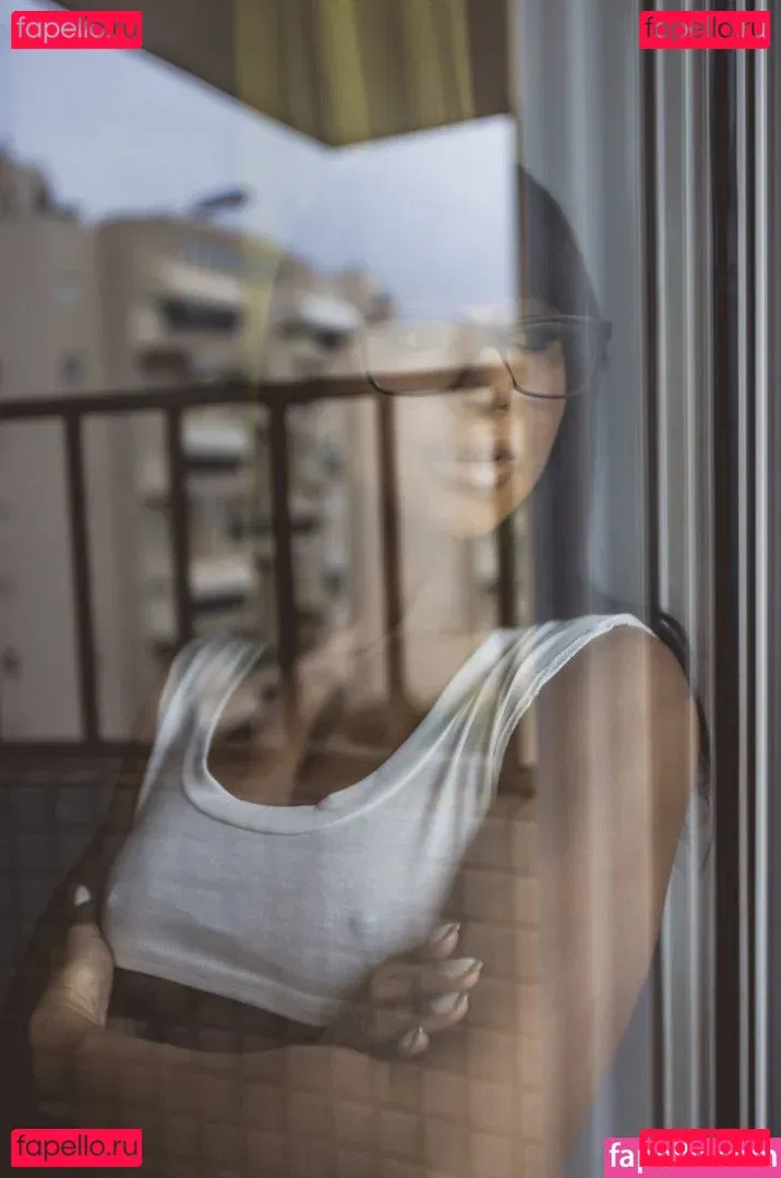 Gloriawuuu Onlyfans Photo Gallery 